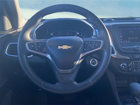 Used 2023 Chevrolet Equinox LT image 11