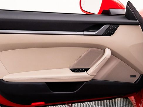 Certified 2025 Porsche 911 Carrera image 14