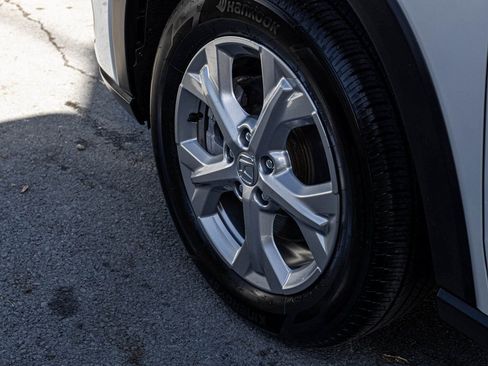 Used 2025 Honda HR-V LX image 8