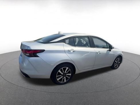 Used 2025 Nissan Versa SV FWD image 15