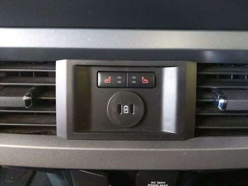 Used 2023 Ford F250 Lariat w/ Sport Appearance Package AWD/4WD image 16