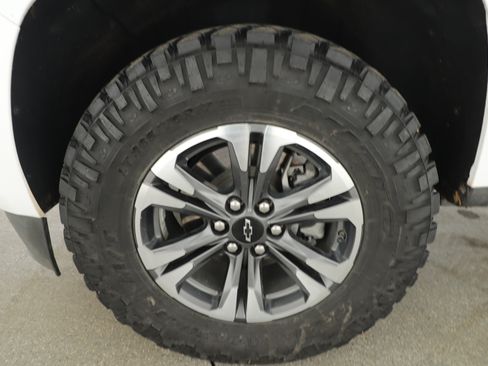 Used 2021 Chevrolet Colorado Z71 image 7