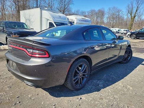 Used 2019 Dodge Charger SXT w/ Blacktop Package image 4