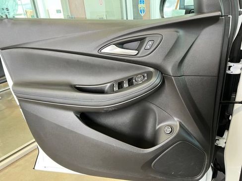 Used 2025 Buick Encore GX Sport Touring w/ Comfort Package AWD/4WD image 16