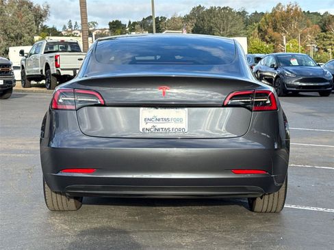 Used 2023 Tesla Model 3 Standard Range image 13