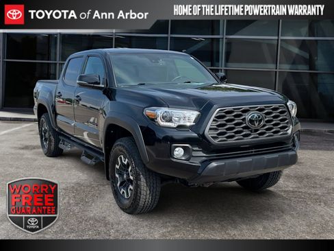 Used 2022 Toyota Tacoma TRD Off-Road AWD/4WD image 1