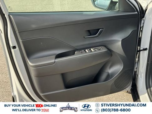 Used 2026 Hyundai Kona SE FWD image 19