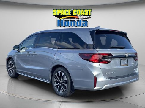 New 2026 Honda Odyssey Elite image 7