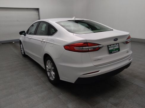 Used 2020 Ford Fusion SE FWD image 5