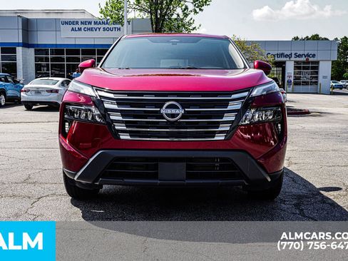 Used 2025 Nissan Rogue SV image 12