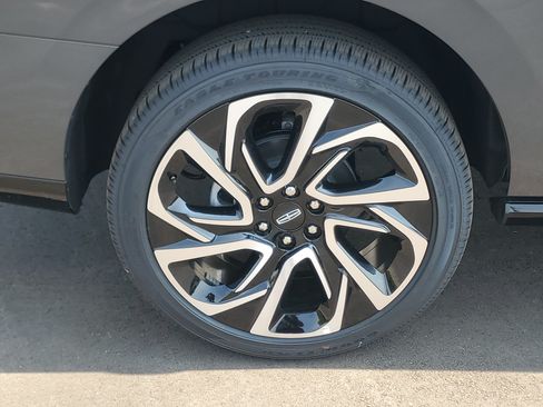 New 2027 Lincoln Navigator Black Label AWD/4WD image 5
