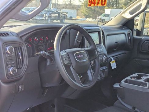 New 2026 GMC Sierra 2500 Pro w/ Convenience Package image 14