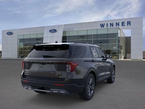 New 2026 Ford Explorer Active image 8