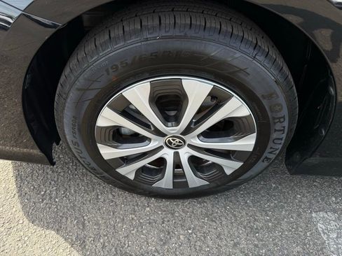 Used 2022 Toyota Prius Prime XLE FWD image 9