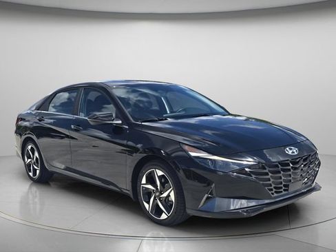 Used 2023 Hyundai Elantra Limited FWD image 8