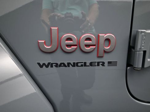 New 2025 Jeep Wrangler Unlimited Rubicon image 26