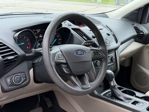 Used 2017 Ford Escape SE AWD/4WD image 8