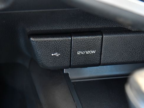 Used 2023 Toyota Camry SE FWD image 24