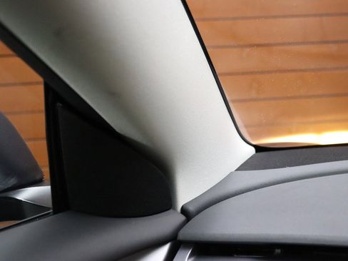 Used 2023 Tesla Model 3 Standard Range image 53