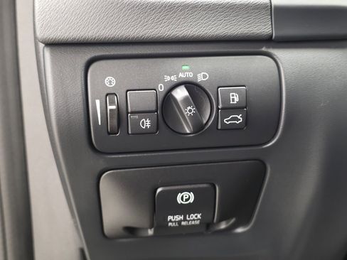 Used 2013 Volvo S60 T5 FWD image 26