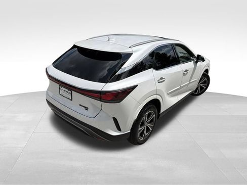 Used 2025 Lexus RX 350 Premium w/ Accessory Package AWD/4WD image 6