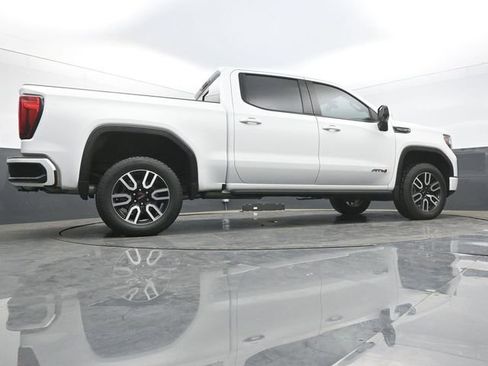 Used 2022 GMC Sierra 1500 AT4 w/ AT4 Preferred Package AWD/4WD image 43