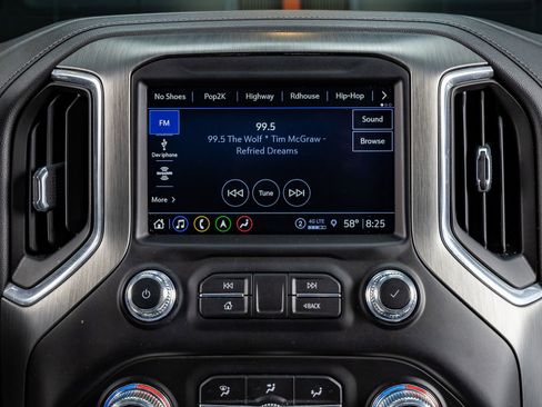 Used 2022 GMC Sierra 2500 Denali AWD/4WD image 24