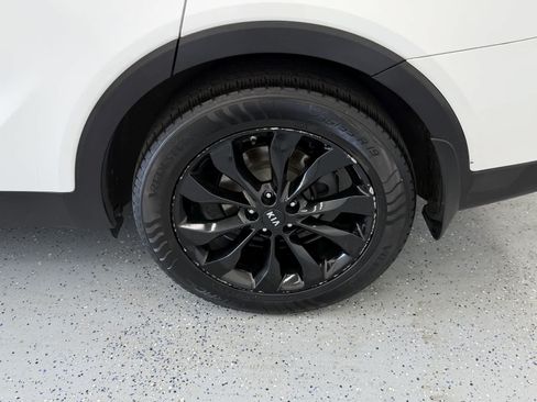 Used 2020 Kia Sorento S AWD/4WD image 26