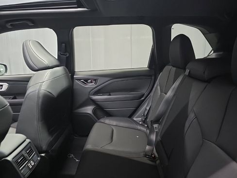 New 2025 Subaru Forester Limited w/ Popular Package image 9