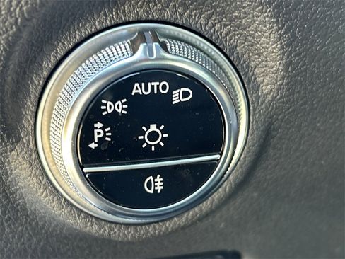 Used 2025 Mercedes-Benz C 36 AMG S image 31