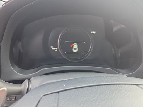 Used 2022 Lexus IS 350 F Sport w/ Navigation Package RWD image 10