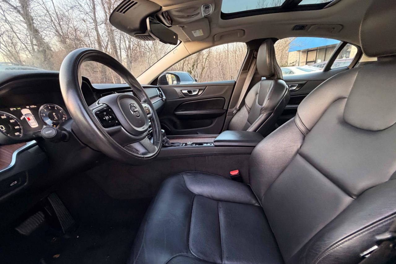 Used 2020 Volvo S60 T6 Momentum AWD/4WD image 15