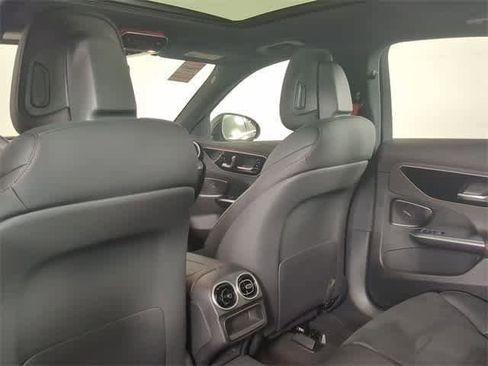 Certified 2025 Mercedes-Benz C 43 AMG 4MATIC Sedan image 65