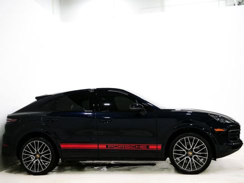 Used 2023 Porsche Cayenne S image 5