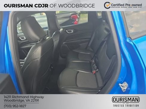 Used 2022 Jeep Compass Latitude AWD/4WD image 6