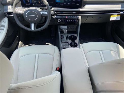 New 2025 Hyundai Sonata SE FWD image 10