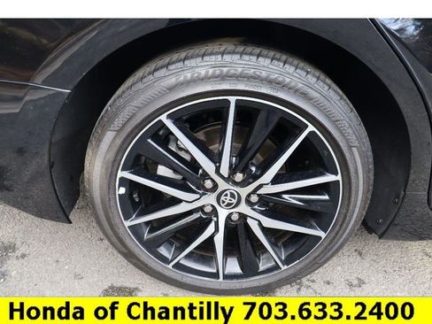 Used 2024 Toyota Camry SE image 27