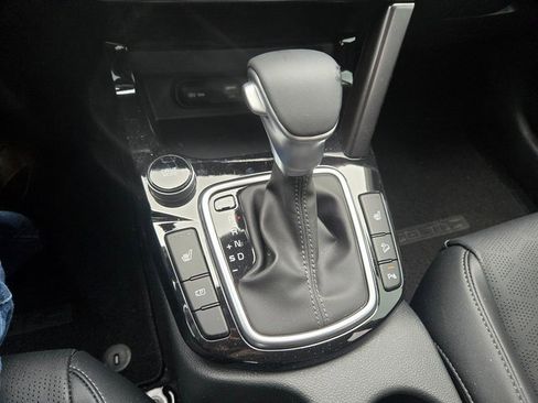 Used 2025 Kia Seltos EX image 11