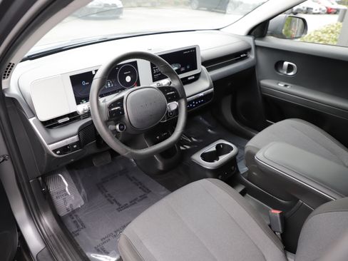 Used 2024 Hyundai Ioniq 5 SEL AWD/4WD image 16