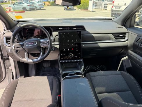 Used 2025 GMC Terrain Elevation AWD/4WD image 16