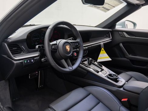 New 2026 Porsche 911 Carrera 4S image 4