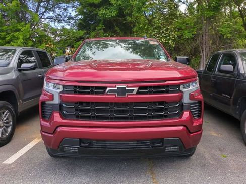 Used 2025 Chevrolet Silverado 1500 RST w/ Convenience Package II AWD/4WD image 3