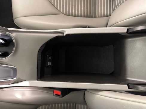 Used 2023 Toyota Camry SE image 26