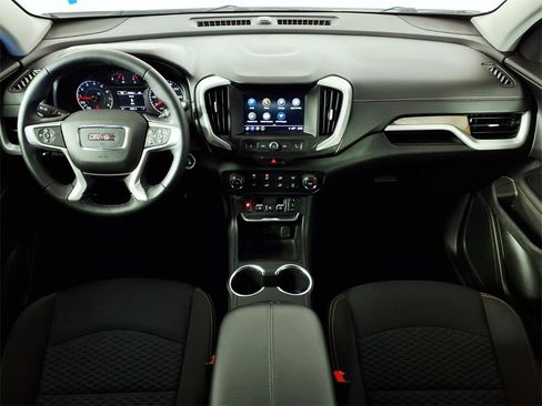 Used 2018 GMC Terrain SLE image 14