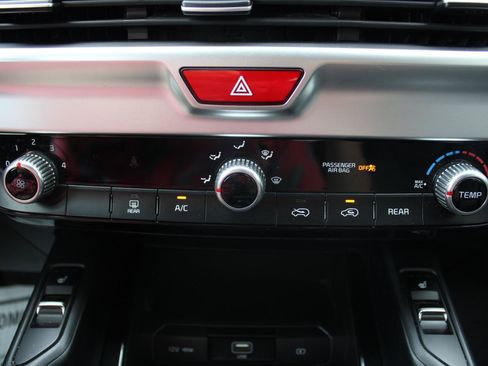 Used 2020 Kia Telluride S FWD image 21