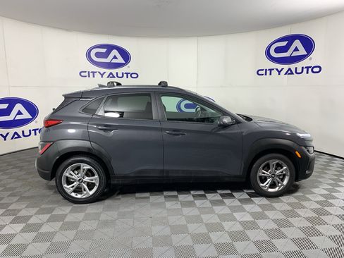 Used 2023 Hyundai Kona SEL FWD image 2