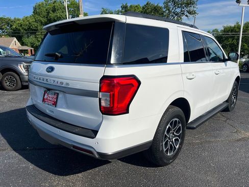 Used 2024 Ford Expedition XLT AWD/4WD image 6
