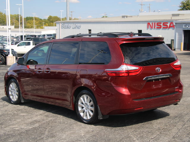 Used 2015 Toyota Sienna Limited Premium FWD image 3