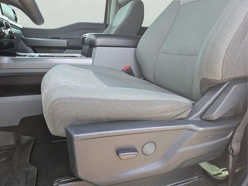 Used 2025 Ford F250 XLT w/ FX4 Off-Road Package image 15