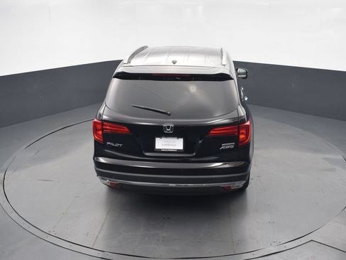 Used 2017 Honda Pilot Touring image 45